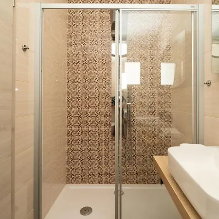 Andriana Lägenhet *