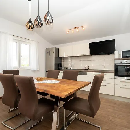 Andriana Lägenhet *